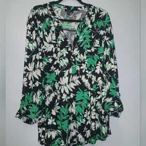 Cocomo Green, White and Black Floral Blouse 3X